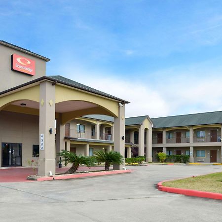 Econo Lodge Inn & Suites Port Arthur Near Sabine Pass Exterior photo